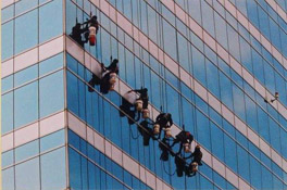 外墻清洗樓宇清洗施工的專(zhuān)用工具有哪些?