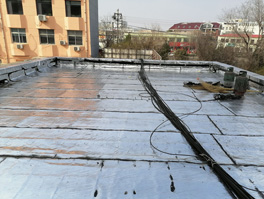 屋頂防水維修應(yīng)該怎么做?屋頂防水補(bǔ)漏用哪種防水材料呢?