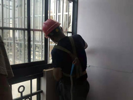 雨季窗戶漏水頭疼無比？來看看怎么處理窗臺防水維修補漏