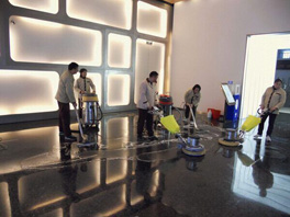 工業園區保潔部當值領班交接班制度