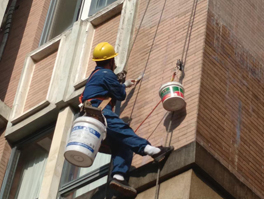 為什么窗臺老是漏水？