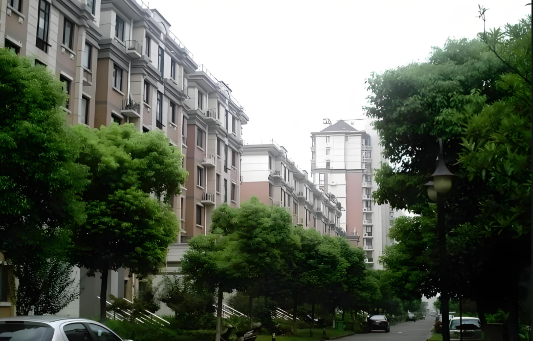 【鷹隆資訊】以專業(yè)與汗水守護(hù)業(yè)主安居